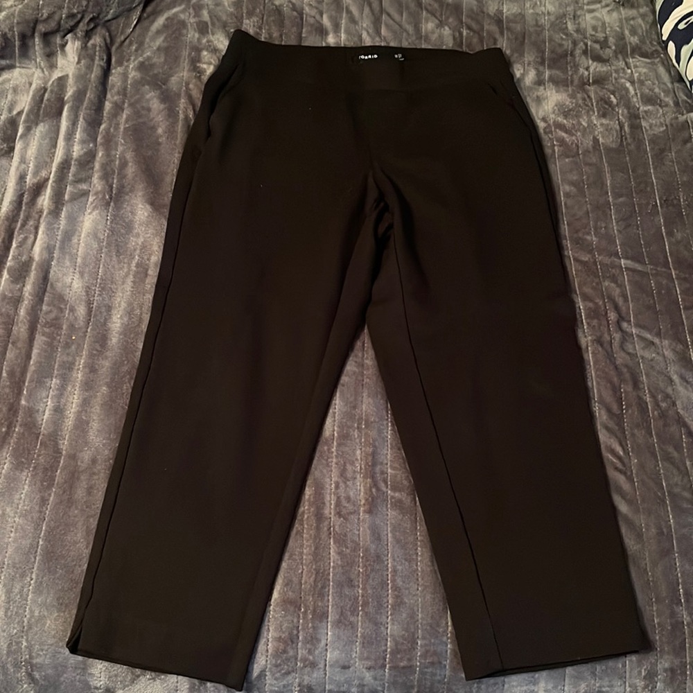 Womens torrid pull on black pants 0R